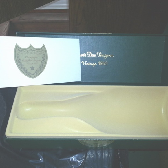 EMPTY CUVEE DOM PERIGNON Bottle VINTAGE 1993 Box - Picture 2 of 4